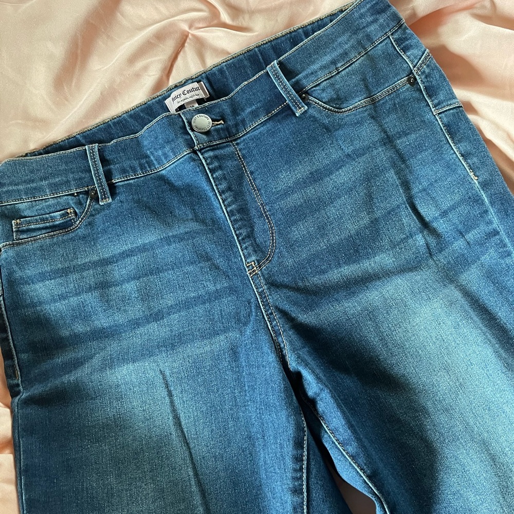 NWOT Juicy Couture skinny jeans - size 14